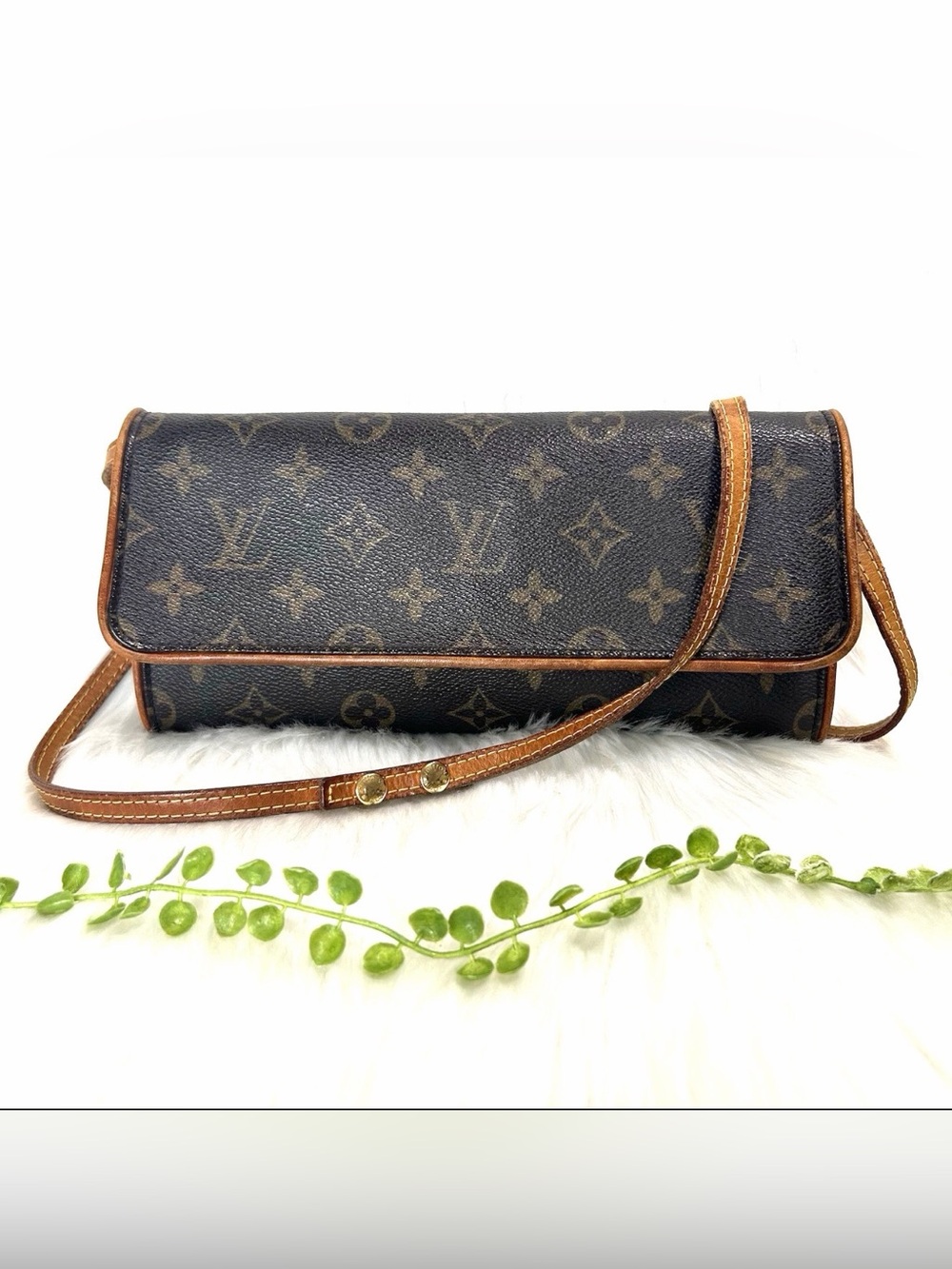Louis Vuitton Monogram Pochette Twin GM Crossbody Shoulder Bag M51852 Vintage